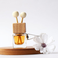 Parfum de voiture carré 8ml en stock diffuseur de parfum de voiture transparent désodorisant pour voiture