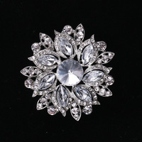 Bros Pin Bunga Kristal Berlian Mewah Aksesoris Bros Wanita dengan Batu Rhinestone