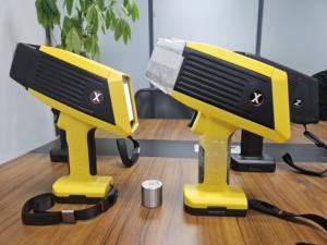 Analyseur industriel XRF X-200 pour le contrôle de la qualité et l'inspection des matières premières - Product Image 2