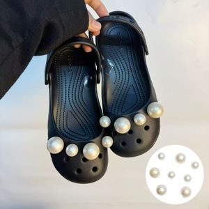 Accessoires de décoration pour chaussures <span class=keywords><strong>Crocs</strong></span> DIY : Perles florales et kit de fleurs de cerisier pour sandales - Product Image 3