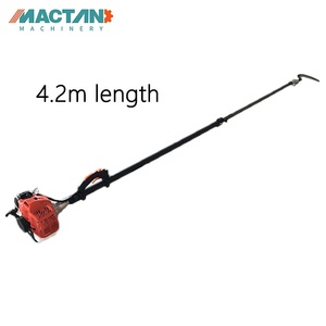 Motosierra Telescópica Multifuncional de 2 Tiempos con 3 Accesorios en 1: Motosierra de Gasolina, Hoz para Cosecha de Palma y Cincel - Product Image 2