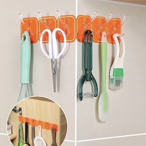 Crochets muraux auto-adhésifs multi-usages (lot <span class=keywords><strong>de</strong></span> 6) – Découpables, colorés, durables, sans perçage – Idéaux pour garde-manger, armoire, salle <span class=keywords><strong>de</strong></span> bain, serviettes et peignoirs - Product Image 4