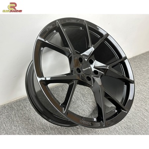 Jantes en alliage d'aluminium pour Lambo URUS 22 23 24 pouces, jantes forgées personnalisées avec bloc central et couvercle en fibre de carbone - Product Image 3