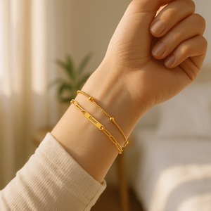 Conjunto de Pulseras de Cadena con Eslabones Chapados en Oro Grabadas Personalizadas, Joyería de Aniversario para Mujer, Fecha 03.10.2026, Doble Clásica Personalizada - Product Image 6