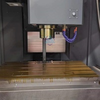 Système d'usinage vertical multiaxe haute performance VMC650 avec interface de contrôle numérique