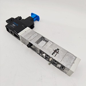 Plaque de régulation de pression Festo VABF-S4-1-R1C2-C-6, sortie 1/2 po, pour gaz à température normale - Product Image 4