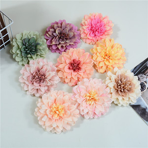 Fleurs de dahlia en soie artificielles Dongchen Arts Crafts pour la décoration des boutiques, salons, événements, albums photo, matériaux de bricolage - Product Image 1