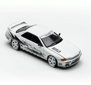 Preventa- | Modelo de Coche de Juguete de Aleación de Aluminio Personalizado de Simulación de Derrape Los Santos TM1:64 Nissan GT-R R32 110V - Product Image 2