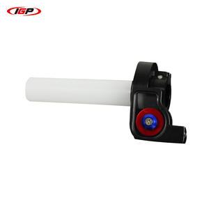 Poignées d'Accélérateur à Tirage Rapide Moulées sous Pression avec Collier de Serrage pour Motos - Product Image 5