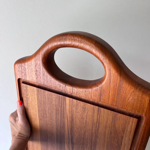 <span class=keywords><strong>Plateau</strong></span> en teck sculpté <span class=keywords><strong>de</strong></span> style danois moderne - Planche à découper - Product Image 6