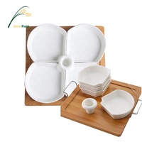Ensemble d'assiettes en céramique pour les collations et les loisirs avec plateau en bambou