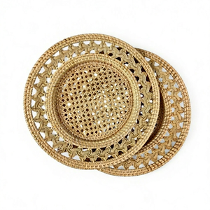 Plato Decorativo de Ratán Natural Sostenible, Estilo Bohemio, Hecho a Mano en Vietnam, para Fiestas y Cenas, Ecológico, para Decoración de Mesa - Product Image 1