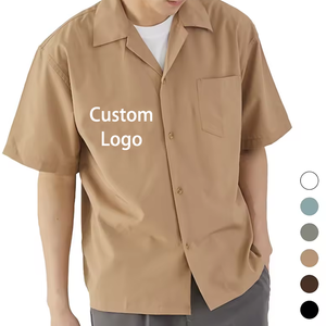 <span class=keywords><strong>Camicia</strong></span> da <span class=keywords><strong>uomo</strong></span> estiva formale con bottoni <span class=keywords><strong>a</strong></span> maniche corte con Logo personalizzato stampato in cotone 100% <span class=keywords><strong>abito</strong></span> corto <span class=keywords><strong>a</strong></span> <span class=keywords><strong>righe</strong></span> - Product Image 1