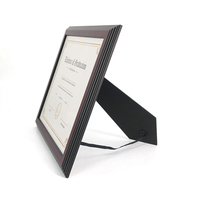 Cadre de diplôme en bois massif brun rougeâtre classique, cadres de certificats avec bordure effilée noire