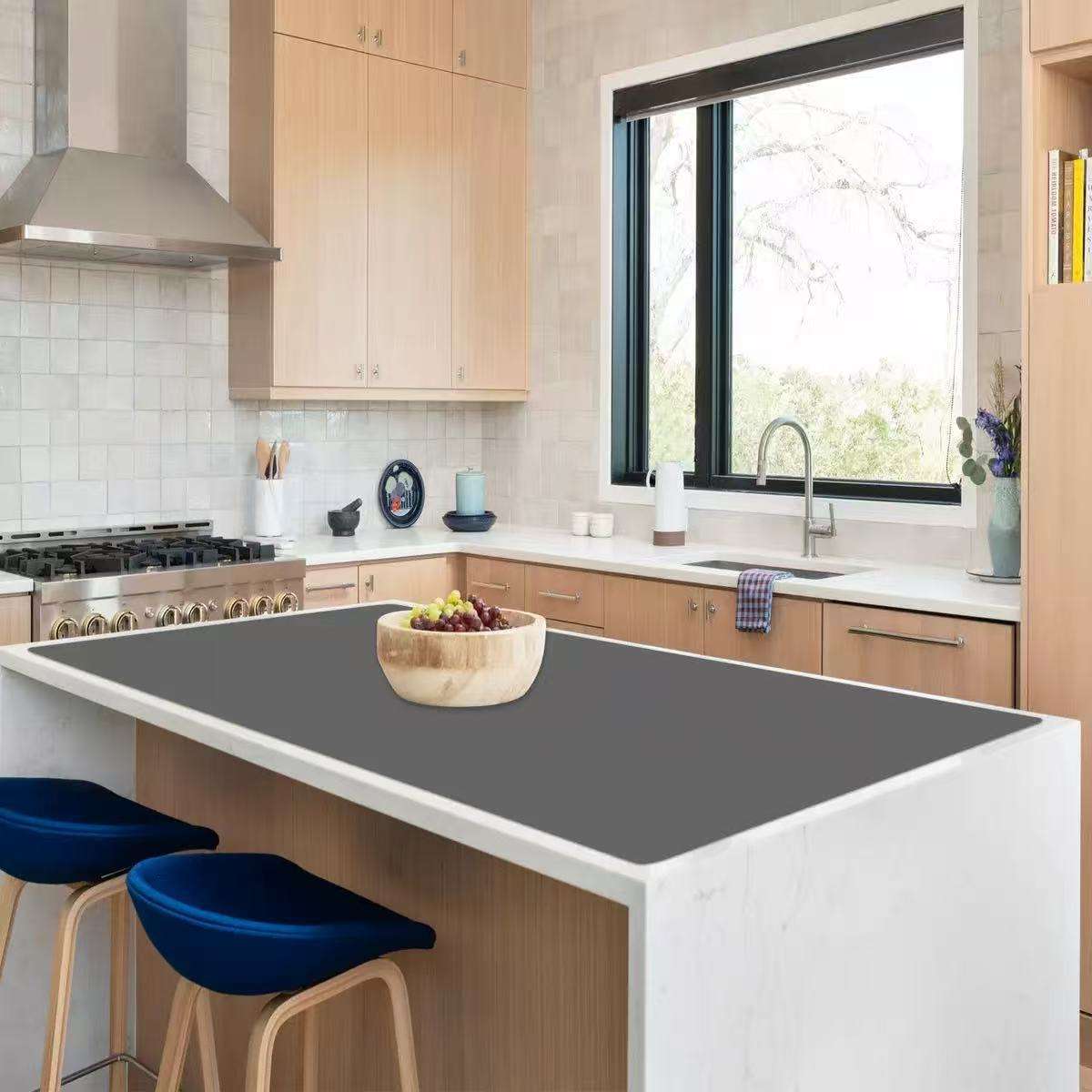 กึ่งโปร่งใส