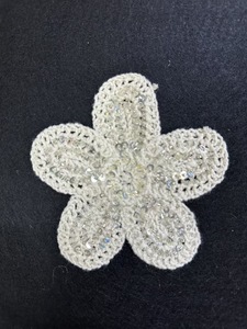 El más nuevo parche de Apliques de encaje Floral de <span class=keywords><strong>ganchillo</strong></span> hueco bordado Soluble en agua con cuentas 3D flor NFL parches para ropa vestido - Product Image 5