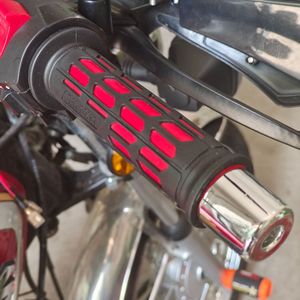 Poignées de guidon de moto Day, 22mm, universelles, antidérapantes en TPU, pour la modification des cruisers - Product Image 1