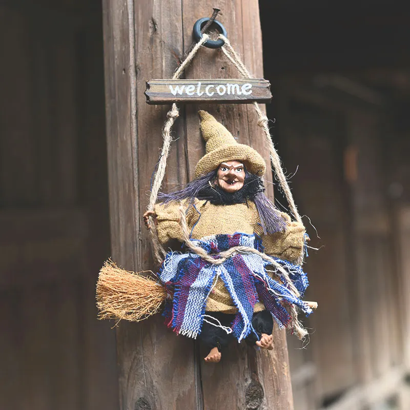 Hot Sale Halloween Anhänger Ornamente Ghost Doll Horror Scary Hanging Decoration Fliegende Hexen besen