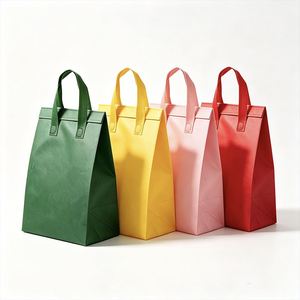 Sac isotherme pliable personnalisé et durable avec poignée, en PP de qualité alimentaire, étanche, idéal pour le déjeuner et les voyages - Product Image 1