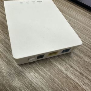HW ONU prix usine ONT EG8010H unité de réseau optique XPON EPON pour FE FTTH FTTX Solution 12V 1.5A WIFI ROUTEUR 1 an de garantie - Product Image 5