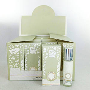 Parfum pour femme de Dubaï, 10 ml, senteur fruitée et fraîche, longue tenue, format voyage portable, vente en gros, faible MOQ (1-2 pièces) - Product Image 3