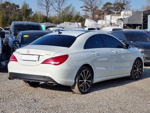 รถยนต์หรูขนาดกะทัดรัด ปี 2016 สีขาว รุ่น CLA Class C117 เครื่องยนต์ดีเซล ขับเคลื่อน 4 ล้อ พวงมาลัยซ้าย มาตรฐานยูโร 6 พร้อมเบาะเมมโมรี่และระบบนำทาง - Product Image 2