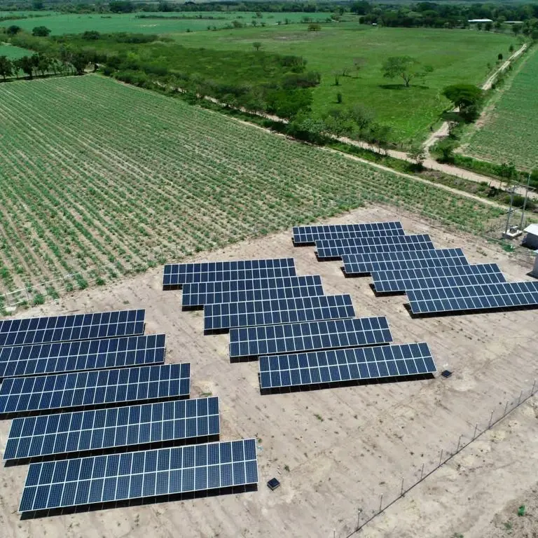 Sistema di montaggio solare PV solare a terra supporto solare fattoria fotovoltaico staffa