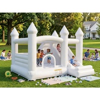 Château gonflable commercial White Castle avec toboggan et piscine pour la location événementielle