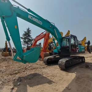 Excavatrice d'occasion KOBELCO SK200 d'origine bien entretenue, faible nombre d'heures de fonctionnement, fonctionnement fluide, provenance Japon, matériel d'occasion en stock - Product Image 2