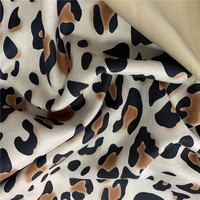 Mode personnalisé softshell Matelassée polyester imprimé léopard tissu en daim
