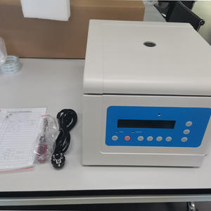 Centrifuga da laboratorio a bassa velocità per uso ospedaliero centrifuga per rotore a rotazione Desktop 4000 RPM - Product Image 1