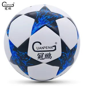 All'ingrosso di alta qualità 2024 Design professionale di dimensioni popolari 5 PU pallone da calcio legato termico Logo personalizzato stampato partita di calcio