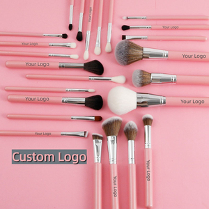 ชุดอุปกรณ์เครื่องสำอางคุณภาพสูง24ชิ้นสำหรับมืออาชีพชุดแปรงแต่งหน้าด้ามไม้สีชมพูโลโก้ตามสั่งฟรีมาสคาร่าสำหรับใบหน้าและดวงตา - Product Image 6