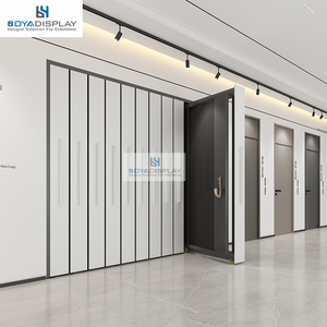 Exhibidor <span class=keywords><strong>de</strong></span> Puerta Extraíble a Medida para Sala <span class=keywords><strong>de</strong></span> Exposiciones con Brazos Ajustables y Rieles Resistentes para Puertas Interiores <span class=keywords><strong>de</strong></span> Comercios - Product Image 1