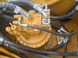 Excavatrice sur chenilles Caterpillar Cat 330d2 d'occasion, prête à être expédiée, bonnes performances, d'origine japonaise, à vendre - Product Image 2