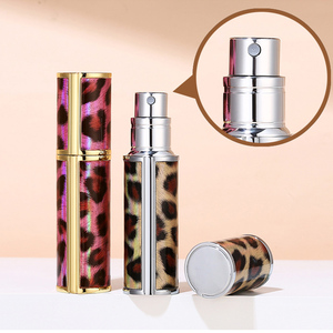 Leo pattern PU mini пустые круглые образцы духов пластиковые маленькие стеклянные бутылки с спреем для женщин подарок - Product Image 6
