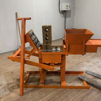 Vente chaude Inde Machine de fabrication de briques en argile manuelle robuste, durable, à haut rendement, respectueuse de l'environnement et multifonctionnelle