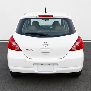 Hatchback Compacto Usado de Conducción Suave, Baja Cilindrada, Económico en Combustible, Automático, para Proveedores Globales de Automóviles para Tiida - Product Image 4