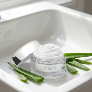 CREMA BLANQUEADORA MILOWI V2 MAGIC RADIANCE 50g Crema Antiarrugas de Aclarado Inmediato para una Piel Hidratada y Radiante - Product Image 1