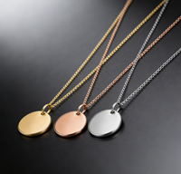 Collier avec pendentif rond gravé personnalisé en gros, plaqué or 18 carats, acier inoxydable, bijoux vierges pour femmes