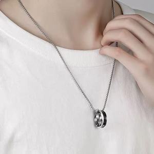 Kalung Titanium Steel Gaya Hip-hop untuk Pria Wanita, Liontin Cincin Ganda Unik dengan Aksesoris Huruf Pisau, Cocok untuk Hadiah - Product Image 4