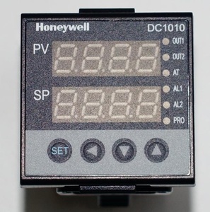 Contrôleur de température DC1010, régulateur proportionnel DC1010CR-301000-E - Product Image 5