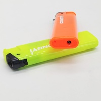Vente en gros Briquet coupe-vent Cadeau d'anniversaire Briquet à flamme Jet à fumer en plastique au format de poche à prix réduit
