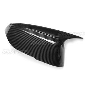 ฝาครอบกระจกมองข้างรถยนต์แบบเงาสีดำ/ลายคาร์บอนไฟเบอร์ 2 ชิ้น สำหรับ Infiniti Q50 Q60 QX30 Q70 ปี 2014-21 ฝาครอบกระจกมองหลังแบบเสริม - Product Image 5