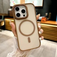 Coque de téléphone magnétique effet métal pour iPhone 16 15 Pro Max 13 14 13, finition mate, antichoc, agréable au toucher