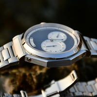 Montre à Mouvement Automatique MIYOTA 82S7, Glace Saphir Doublement Bombée, Fond Vissé avec Fond Squelette en Saphir, Diamètre 40mm