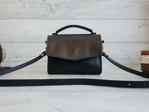 Sac bandoulière en cuir noir fait main pour femme, petit sac à main personnalisé en cuir, cadeau pour elle - Product Image 2