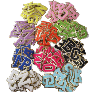 แผ่นรีดติดอักษรวิบวับ8ซม. สำหรับติดเสื้อผ้า - Product Image 1
