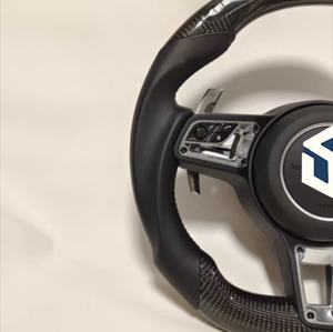 Volante Personalizado de Fibra de Carbono y Cuero para Porsche Macan Cayenne 718 911 918 958 970 971 con Funciones LED para el Modelo Cayman - Product Image 3