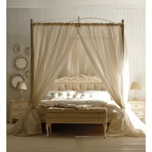 이탈리아 디자인 4 다리 높은 란 침대 주문품 직물 침실 침대 세트